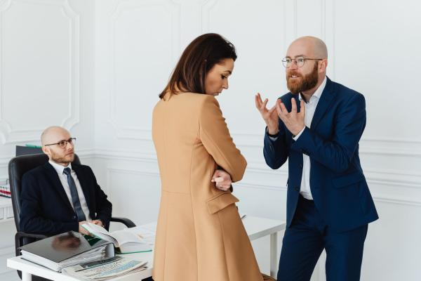 A konfliktus ára: miért kerül többe a békétlenség, mint a megoldás?